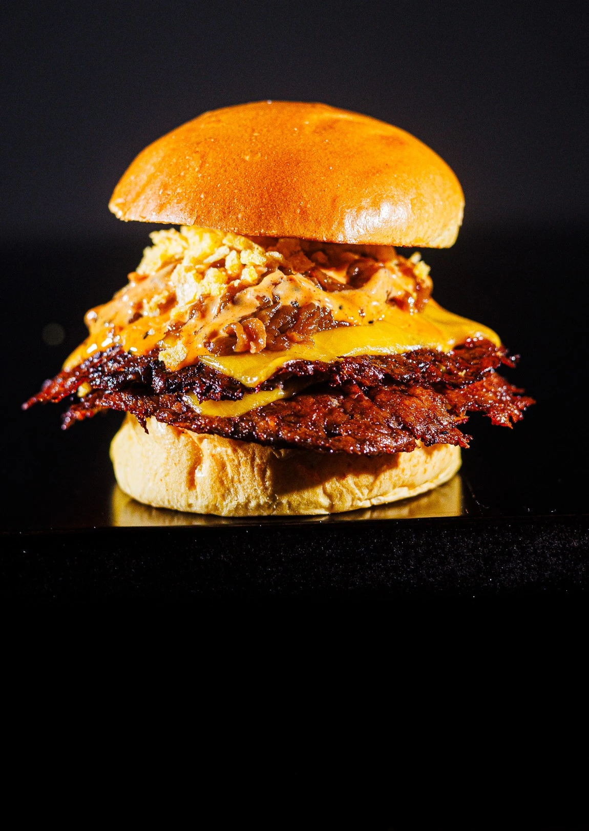 /images/dishes/burgers/burger-andromeda.webp