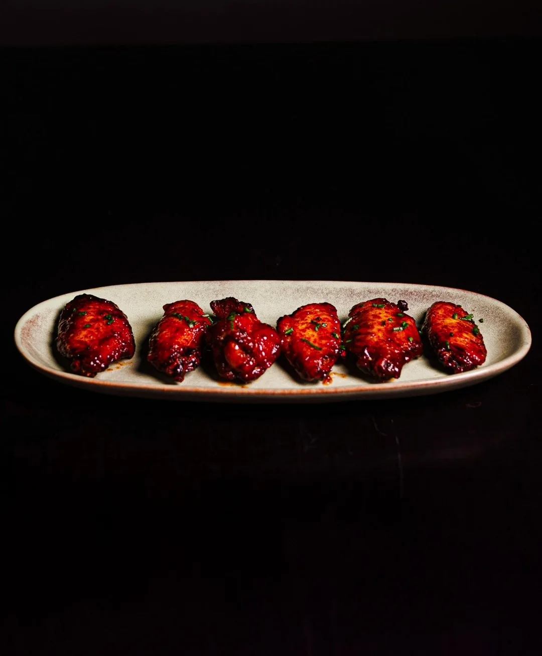 /images/dishes/entrantes/alitas.webp
